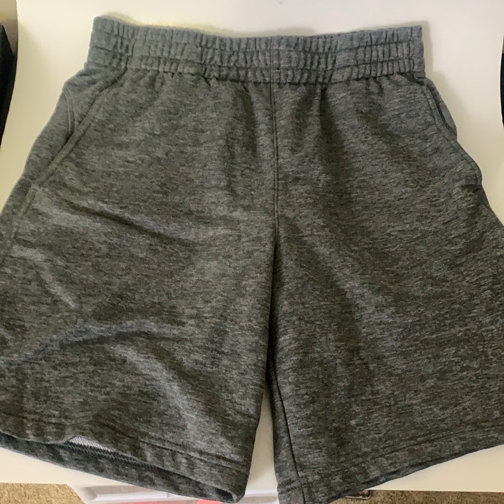 Bundle of 2 Medium training shorts
